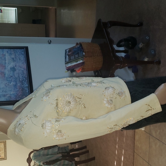 Talbots m beaded pastel yellow cardigan floral print bursts - Picture 6 of 11
